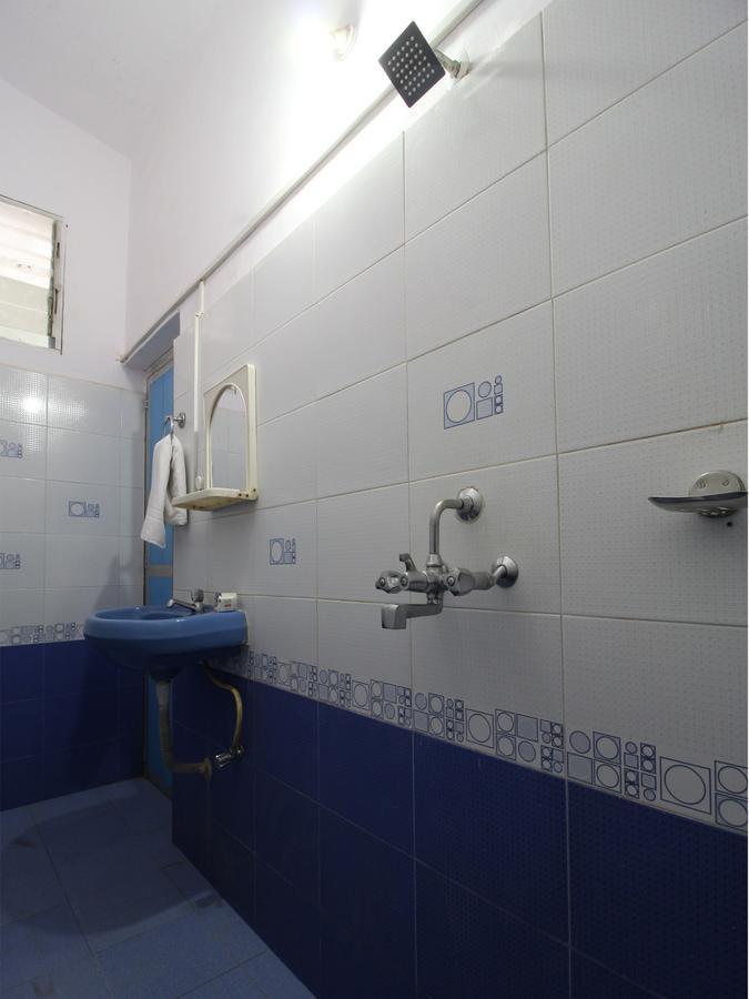 Oyo 10174 Kanta Guest House Бага Екстериор снимка